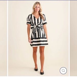SEDGE Elegant Striped Mini Dress